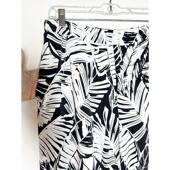 Banana Republic Factory High Rise Wide Leg Cropped Pants Medium Black White - Picture 3 of 6